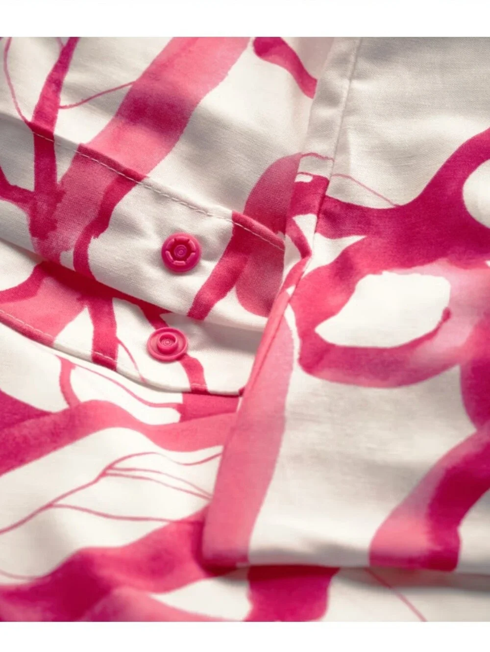 NWT King Size Duvet Set white and pink floral pattern